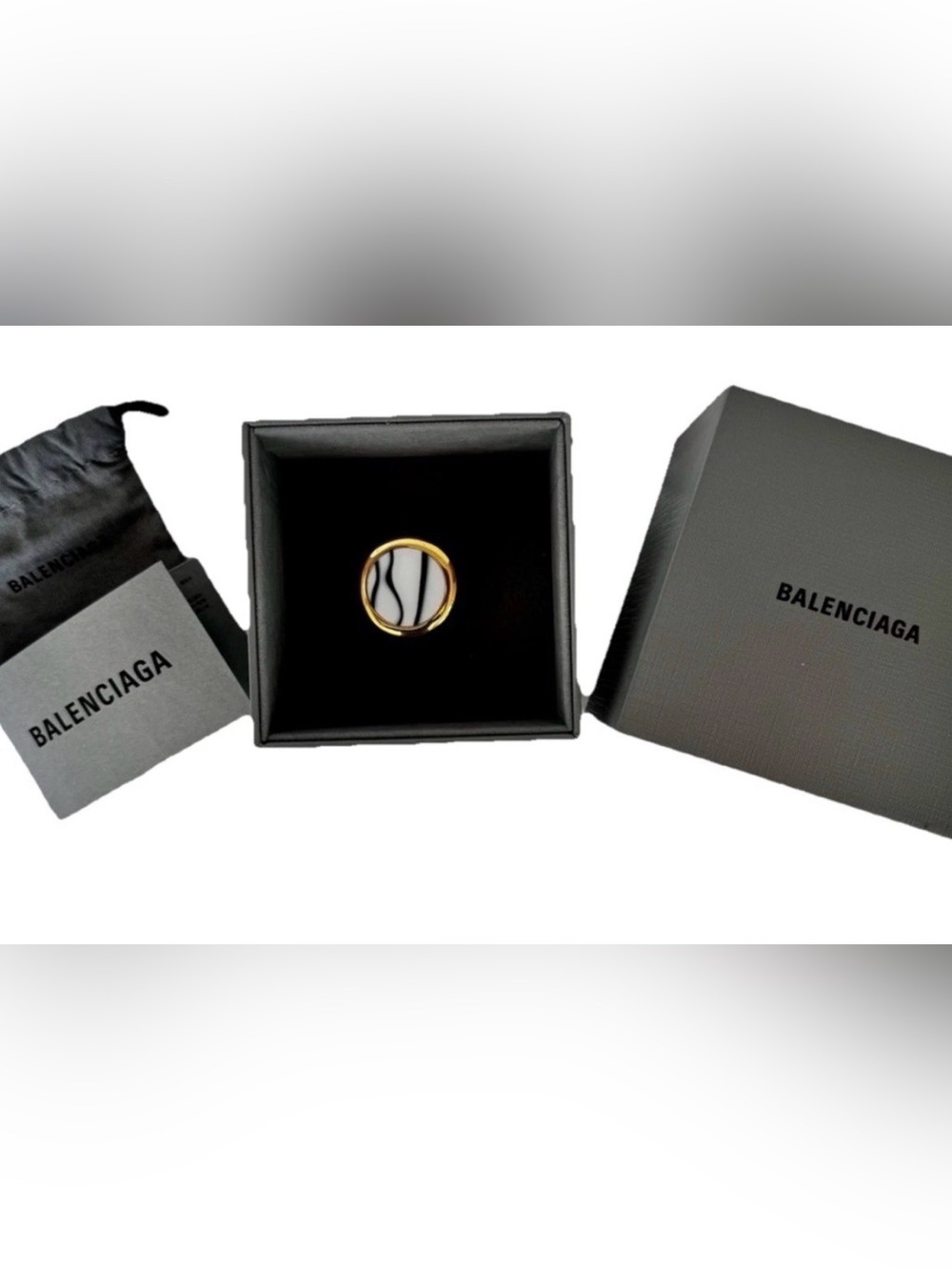 Balenciaga marble signet ring / full inclusion sz fits 5.25/6 ring - Picture 2 of 6
